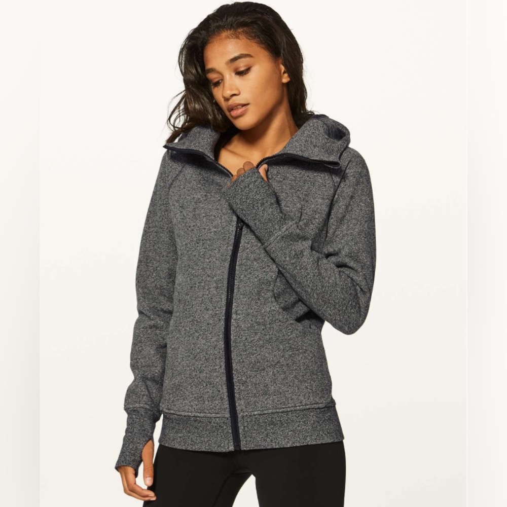 EUC Lululemon Scuba Hoodie Classic Cotton Fleece in Heathered Speckled Black